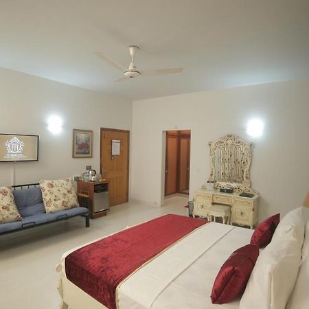 Four Squares Karachi Bed and Breakfast Esterno foto