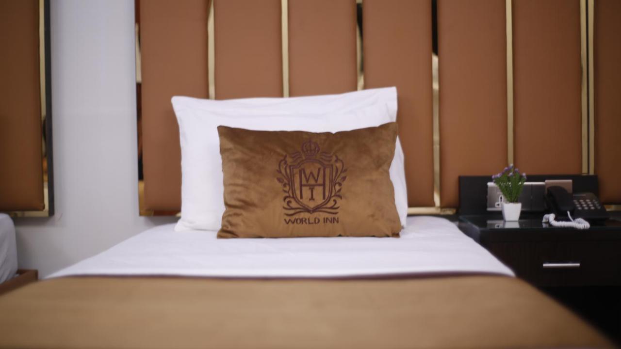 Four Squares Karachi Bed and Breakfast Esterno foto